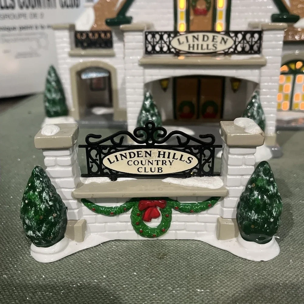 1997 Deptartment 56 Snow Village -  Linden Hills Country Club - With Bonus Golf*